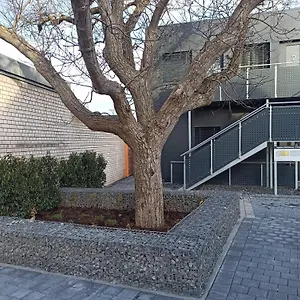 Xzllenz Traum Studio-apartment, Frei-parken, U-bahn, Kueche , Norimberga Germania